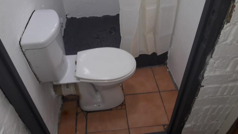 To Let 1 Bedroom Property for Rent in Brooklyn Western Cape